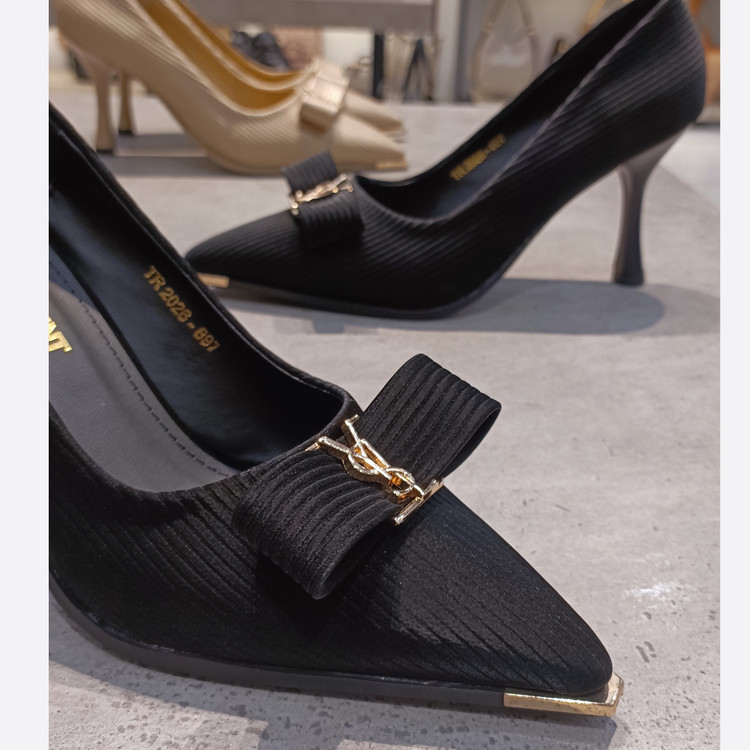 کفش مجلسی YSL کبریتی (کرمی/مشکی)