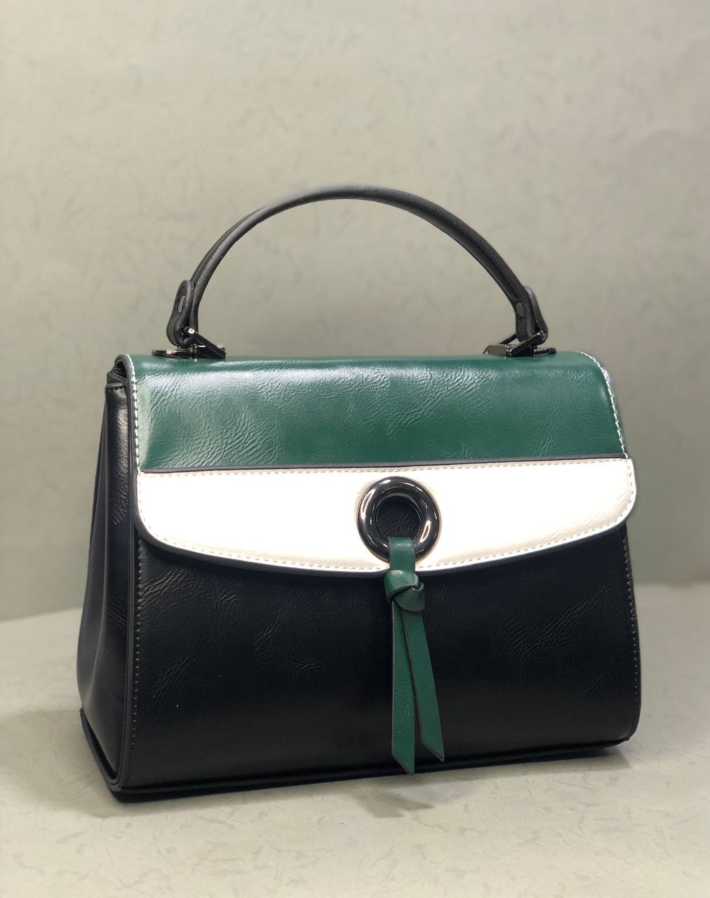 کیف آلفا کد 6027